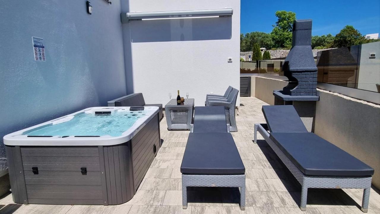 Bartol Luxury Apartments Krk Croatia, With Own Hot Tub - Whirlpool Krk Town Luaran gambar