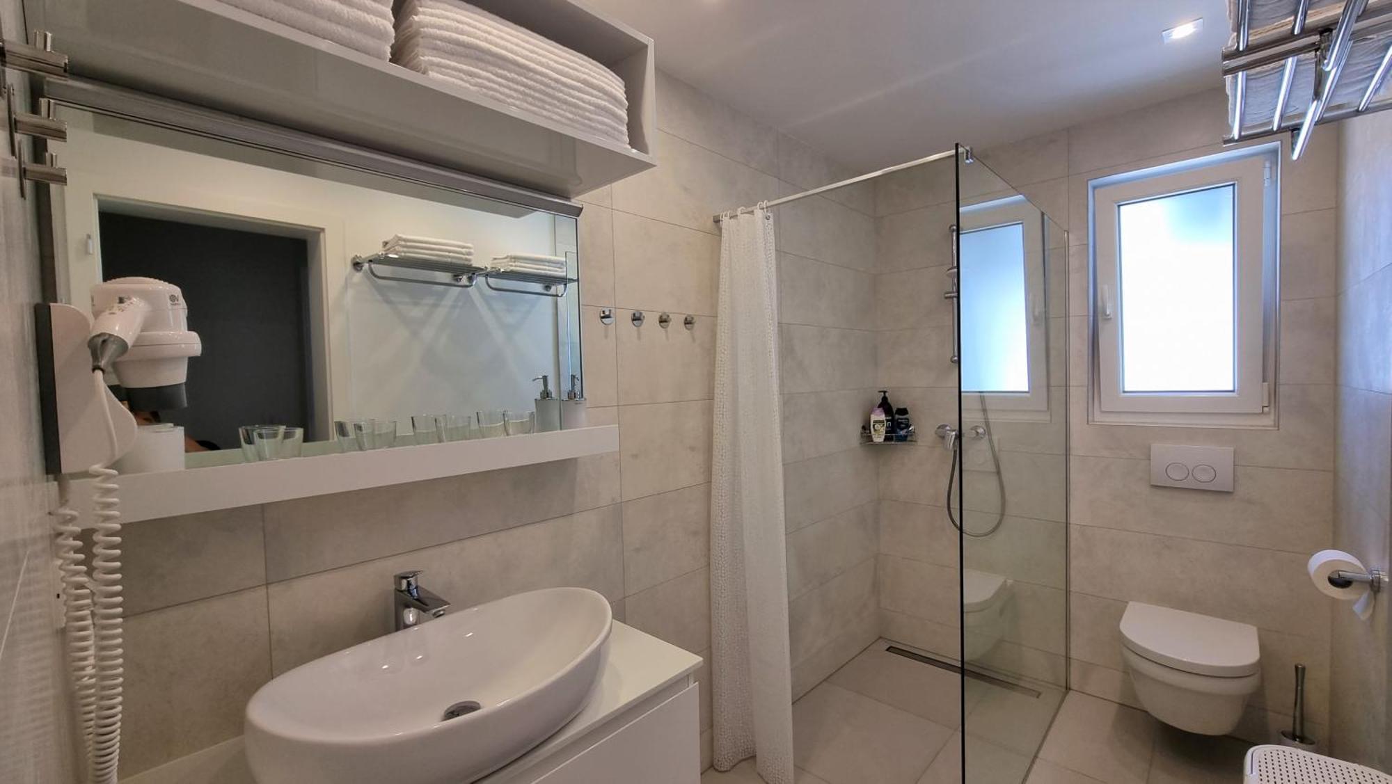 Bartol Luxury Apartments Krk Croatia, With Own Hot Tub - Whirlpool Krk Town Bilik gambar